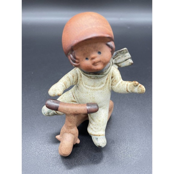 UCTCI Boy Riding Tricycle Stoneware Made In Japan - Picture 2 of 7